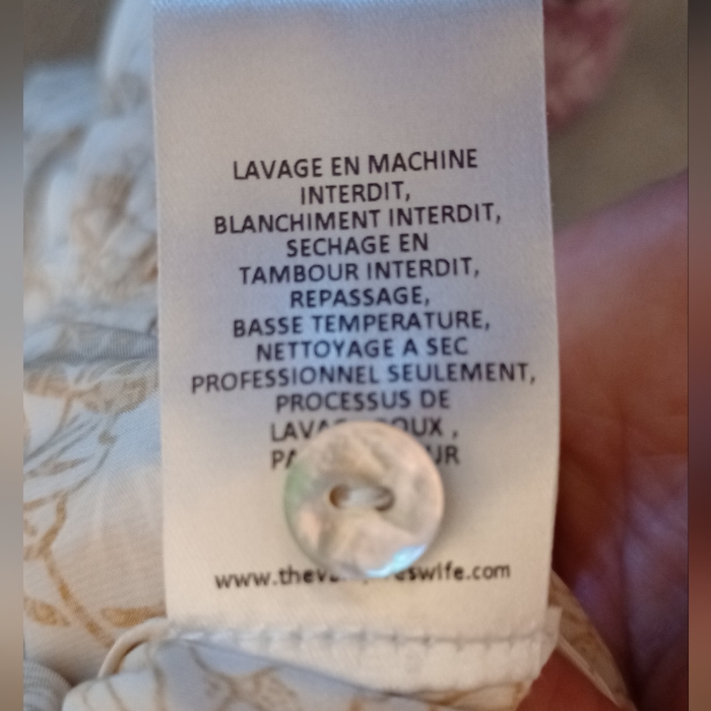 NWT The Vampire's Wife - Picture 15 of 16